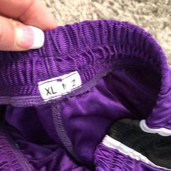 ADIDAS team basketball shorts - Picture 2 of 2